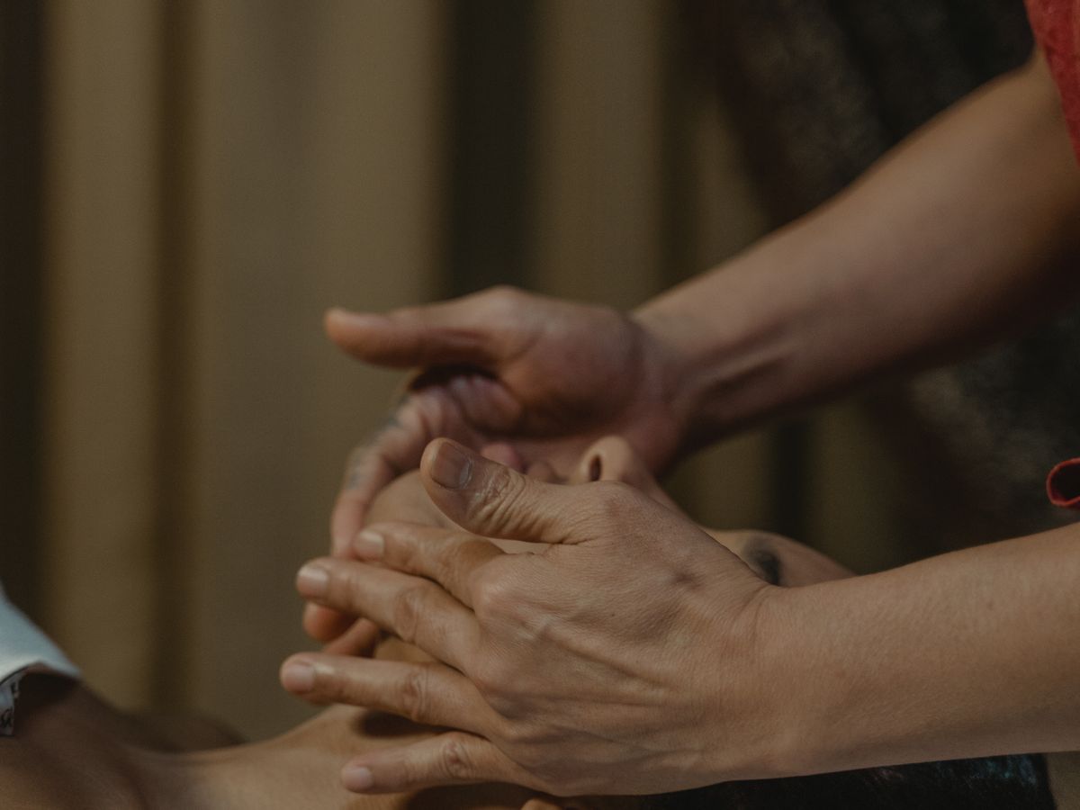 Massage du visage tout en douceur